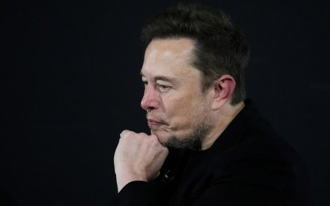 Elon Musk’s Neuralink Wants to Make ‘The Matrix’ a Reality. It Has a Lot to Prove First 马斯克麾下Neuralink想把《黑客帝国》变成现实，技术仍待自证